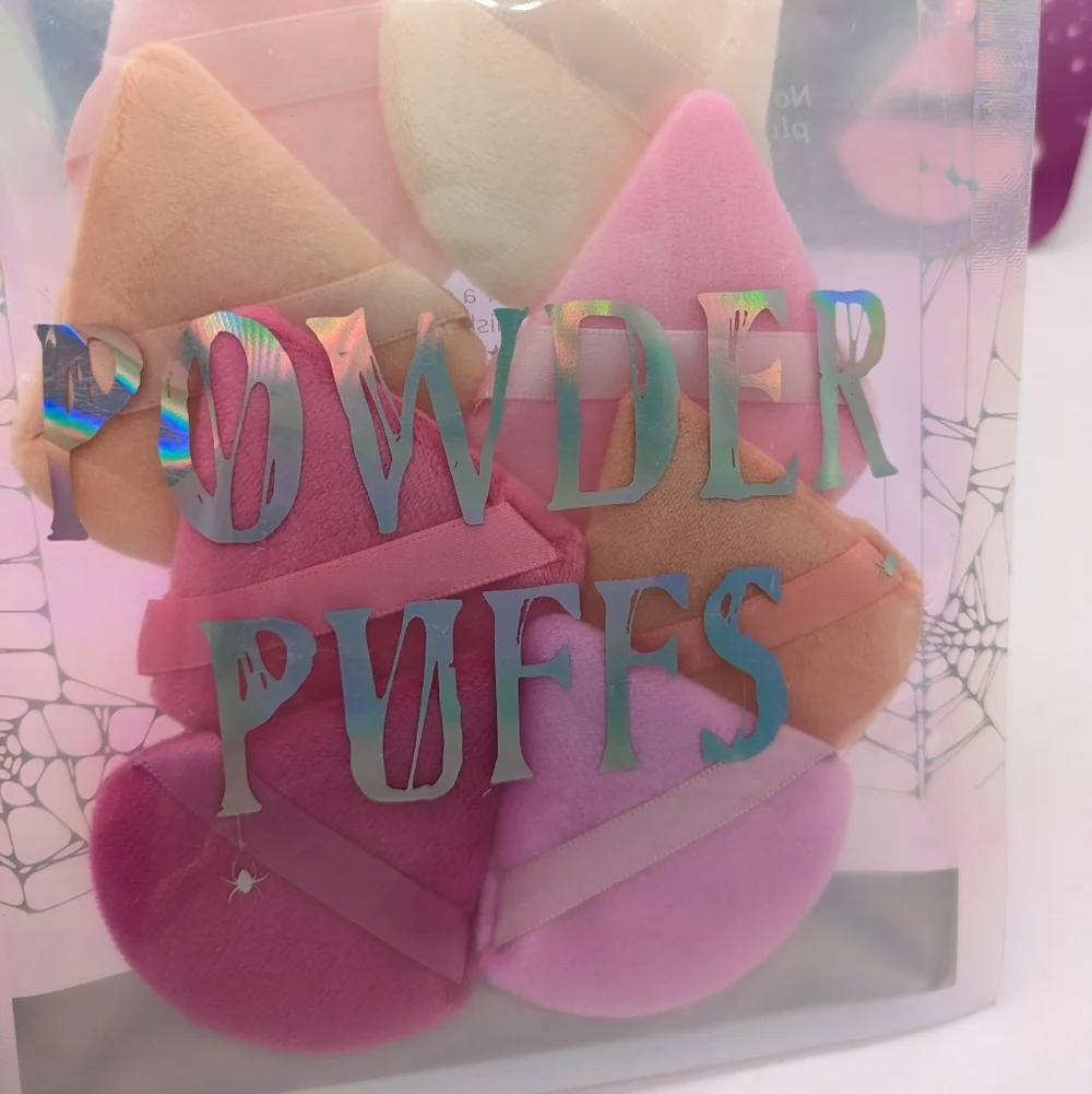 Powder Puffs nwt powder