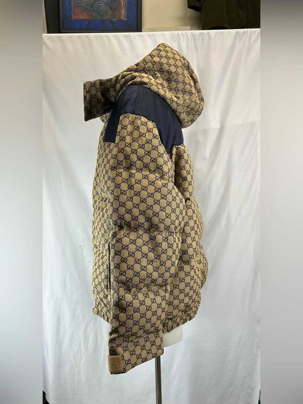 Gucci lining 10% cuffs