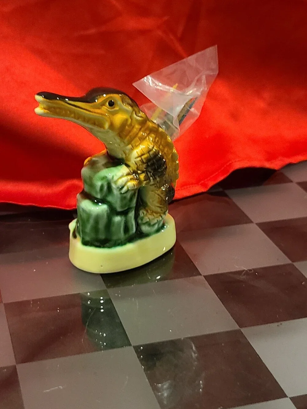 Vintage habitat decor