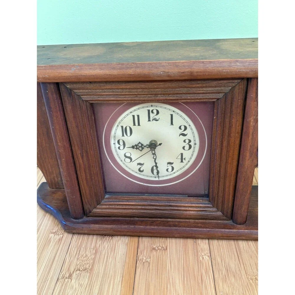 Quartz vintage wooden