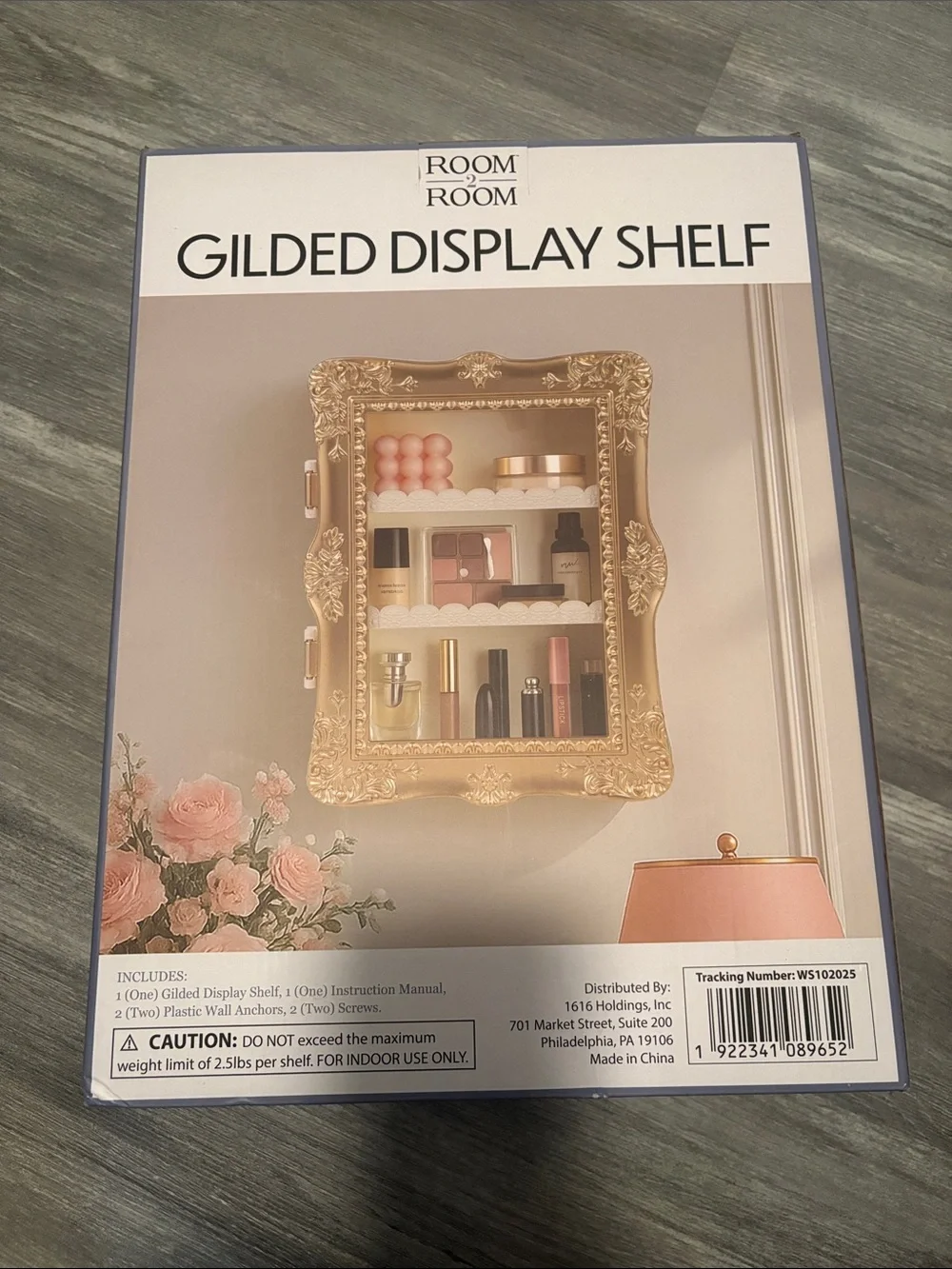 Five below room gilded