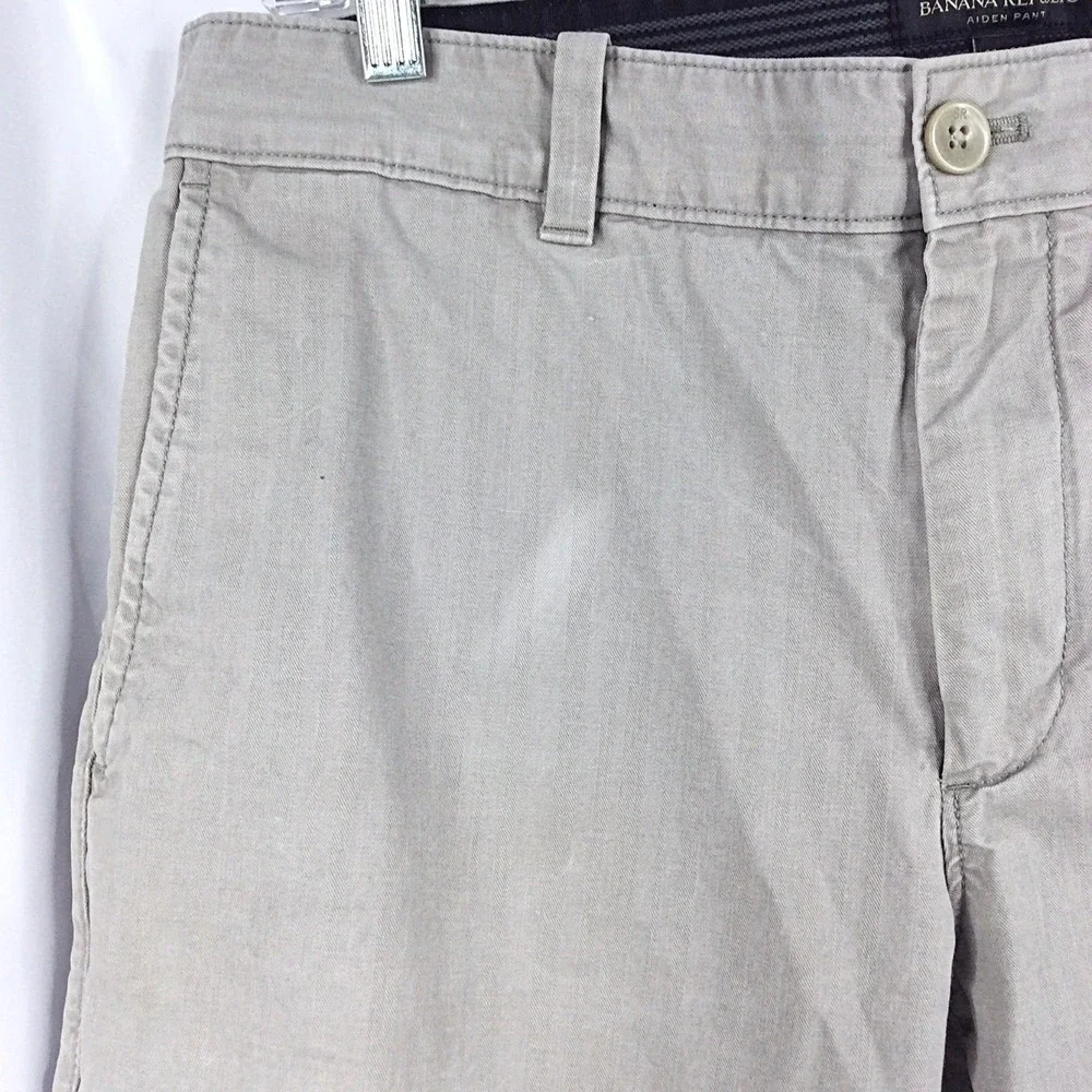 Banana Republic men banana