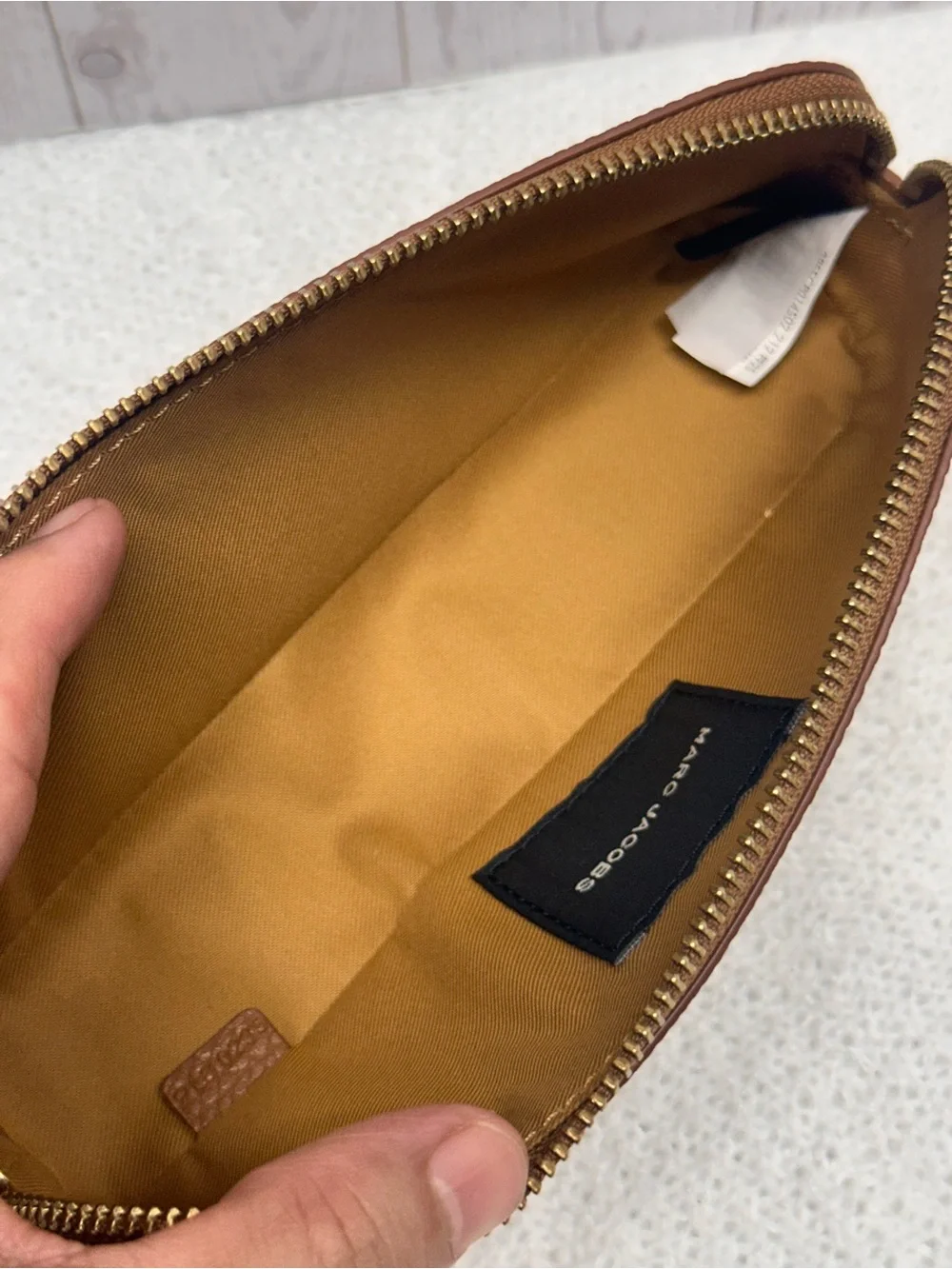 Marc Jacobs compact marc