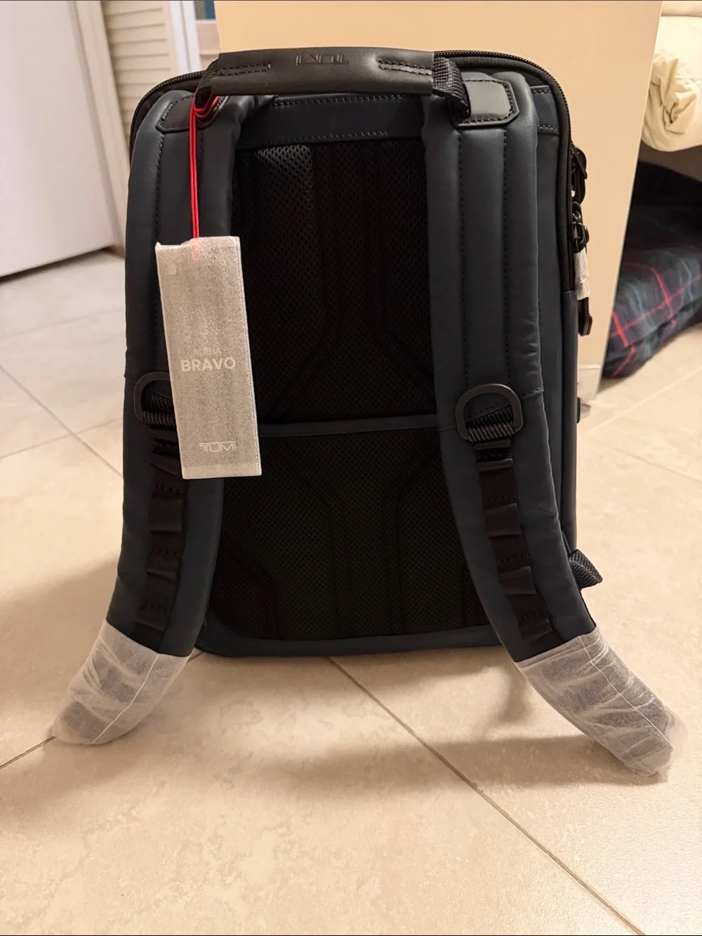 Tumi structured alpha