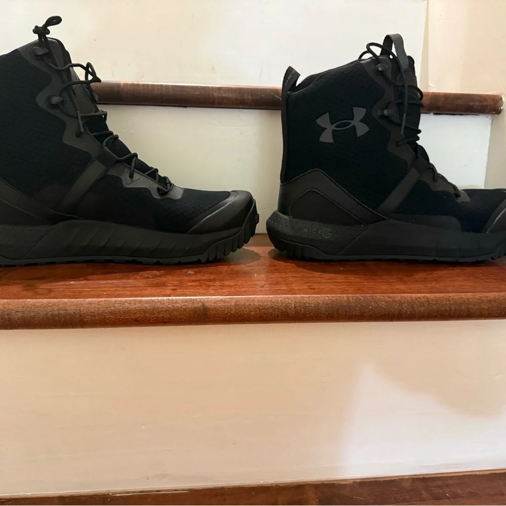 Under Armour sleek sturdy