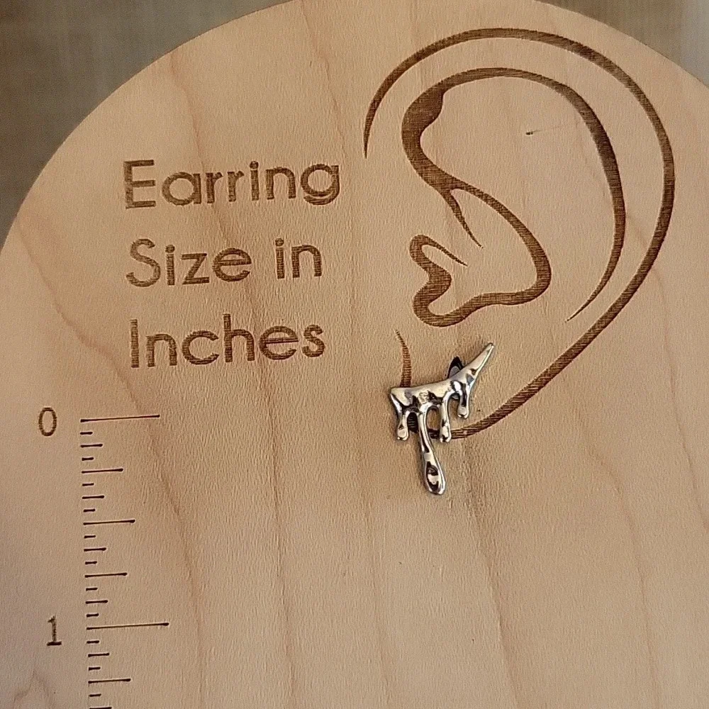 Ear Envy polished finish