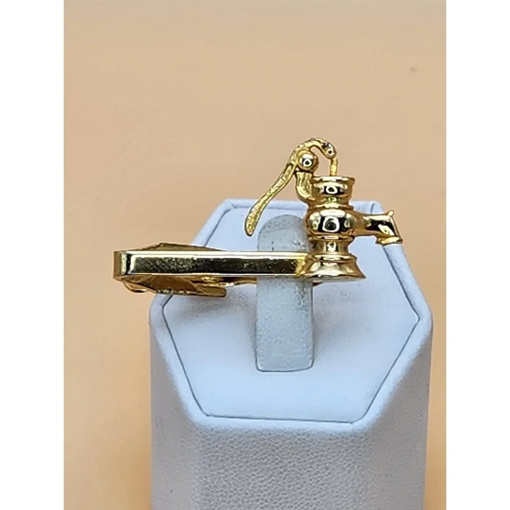 Vtg Water Pump Faucet Movable Handle Gold Plate Tie Clip Bar Tack FREE $HIPPING!