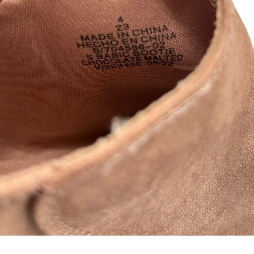 Old Navy suede upper
