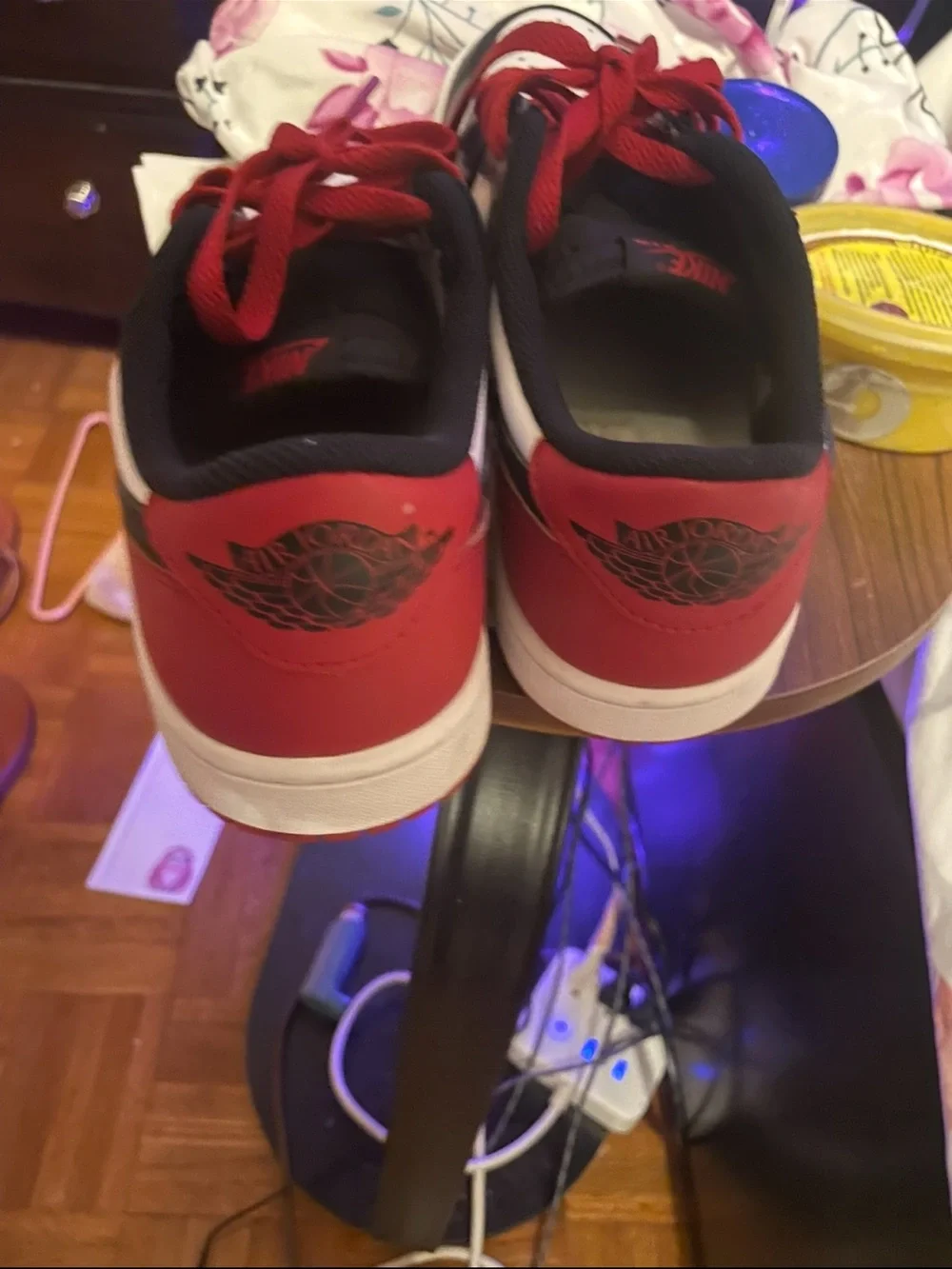 Jordan low top