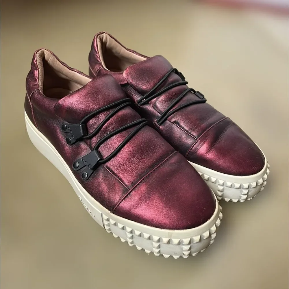 Frye design leather