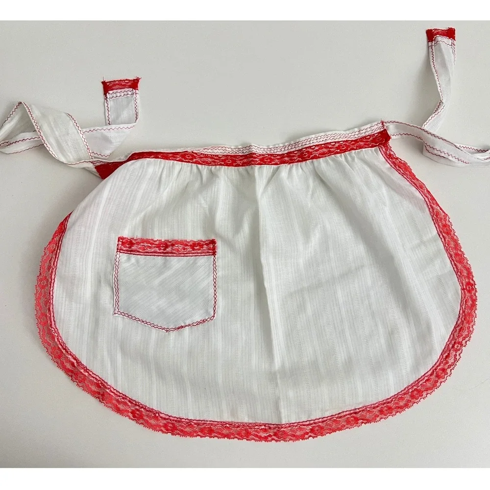 Vintage White Half Apron Red Lace Trim Pocket‎ Retro Hosting Kitchenette