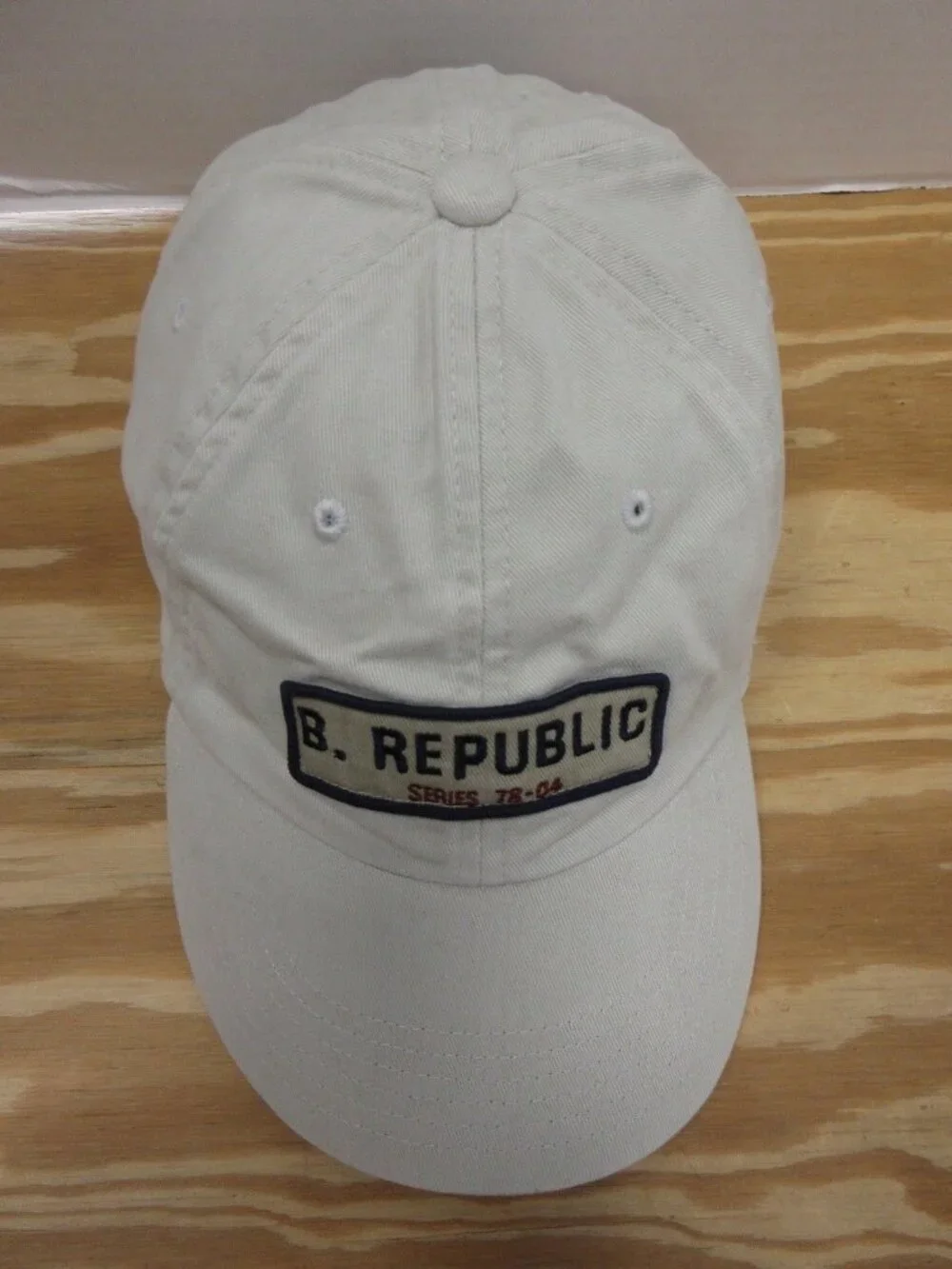 Banana Republic brand banana