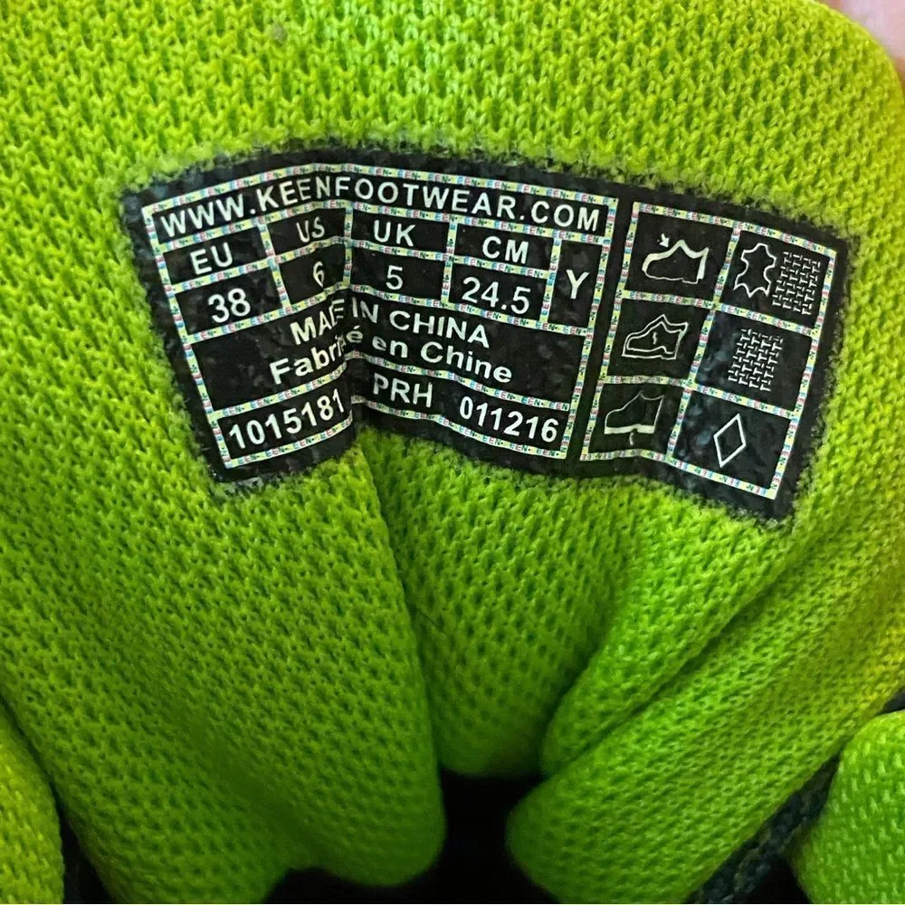 Keen durable gray
