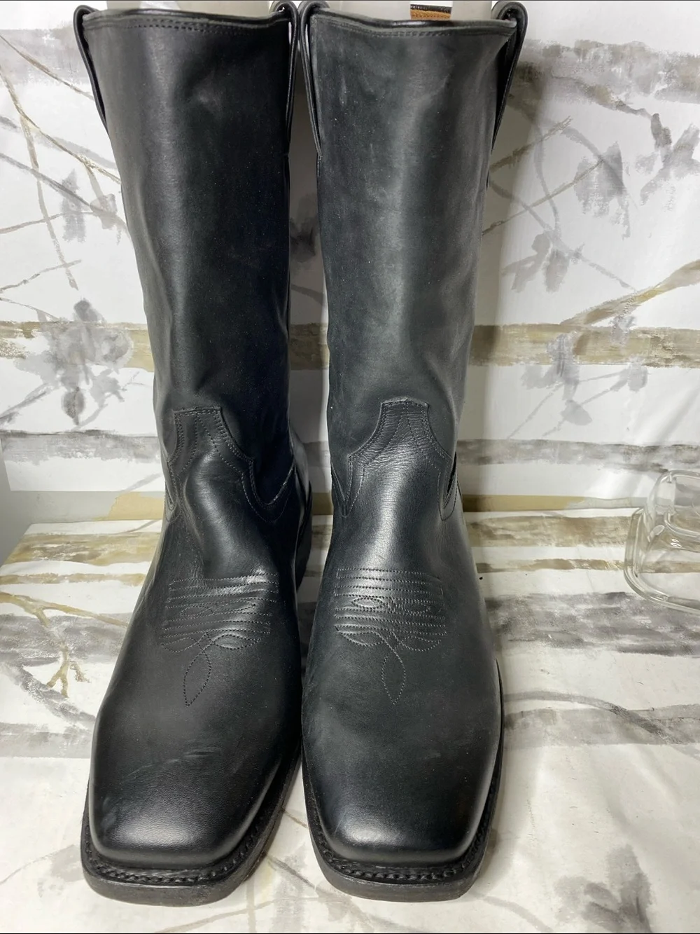 Frye never worn