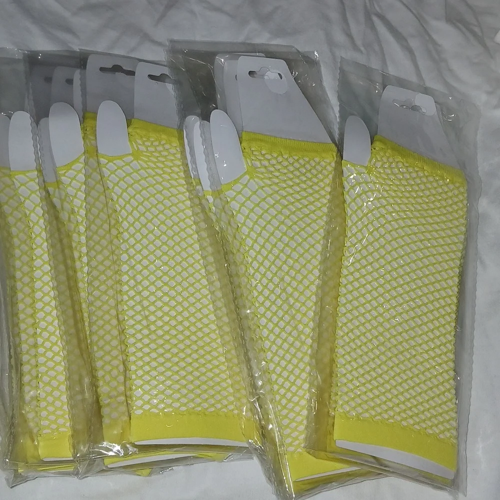 N/A yellow fishnet