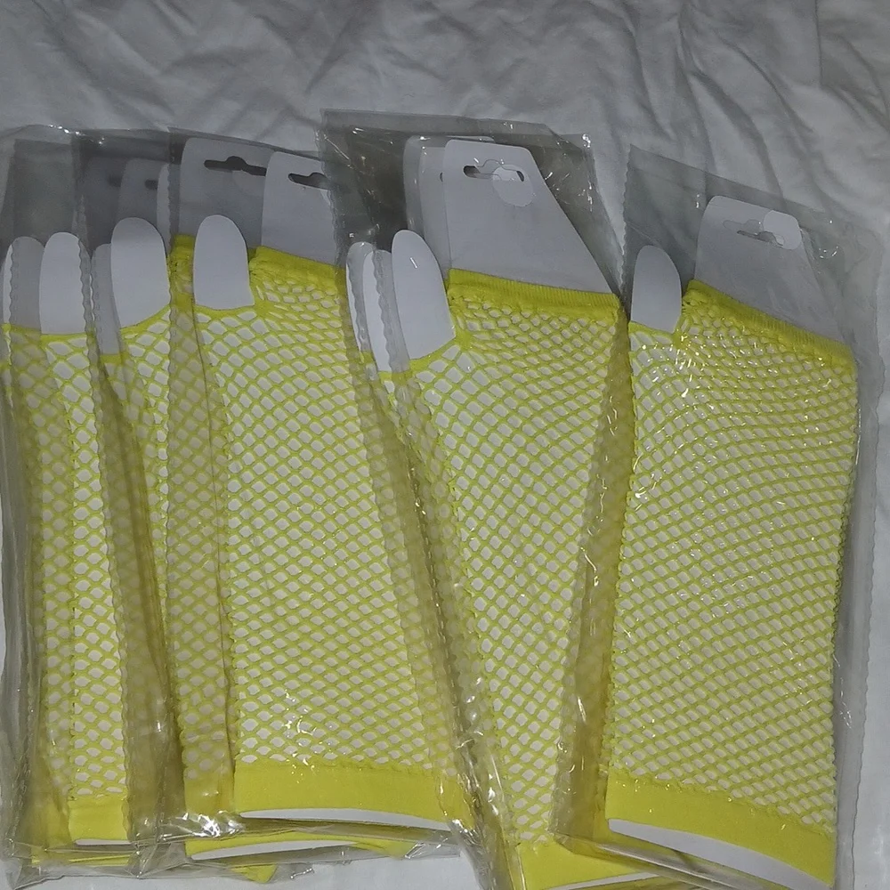 N/A yellow fishnet