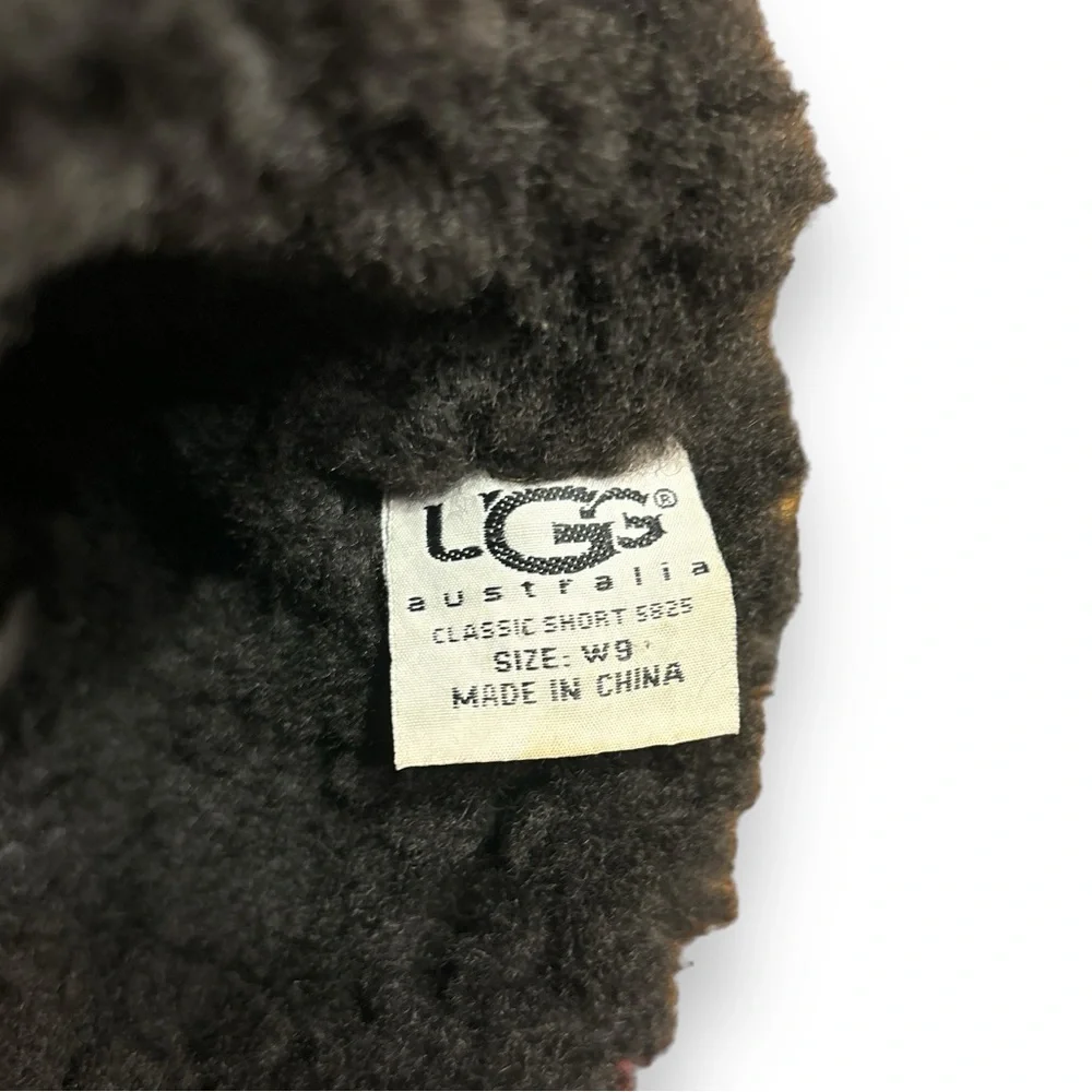 UGG Chocolate Brown Classic Short Boot Size 9