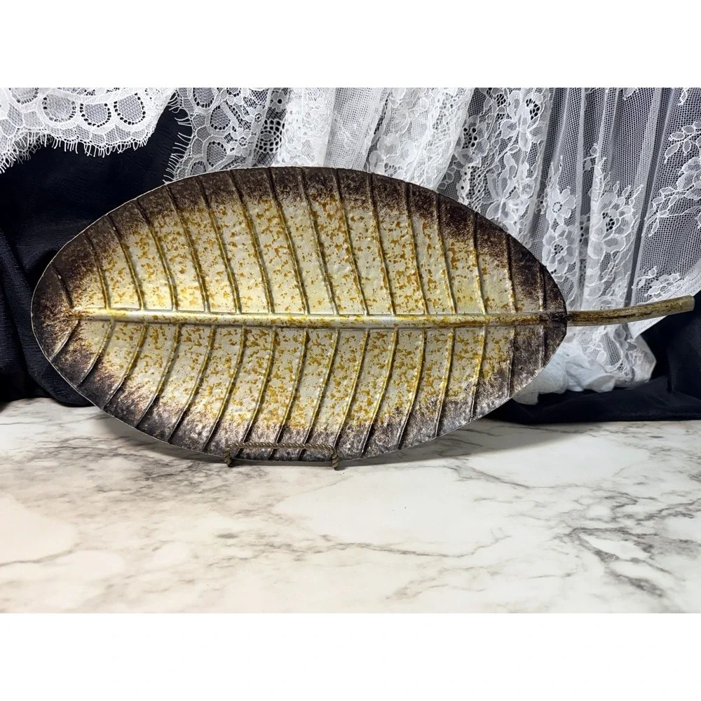 Metal‎ Leaf Wall Hanging Art or Decorative Tray 16