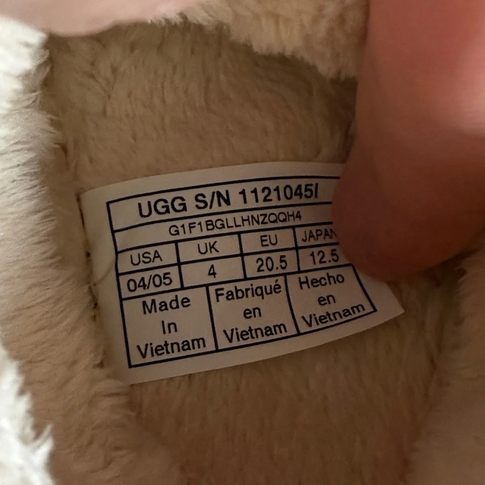 UGG cozy sherpa