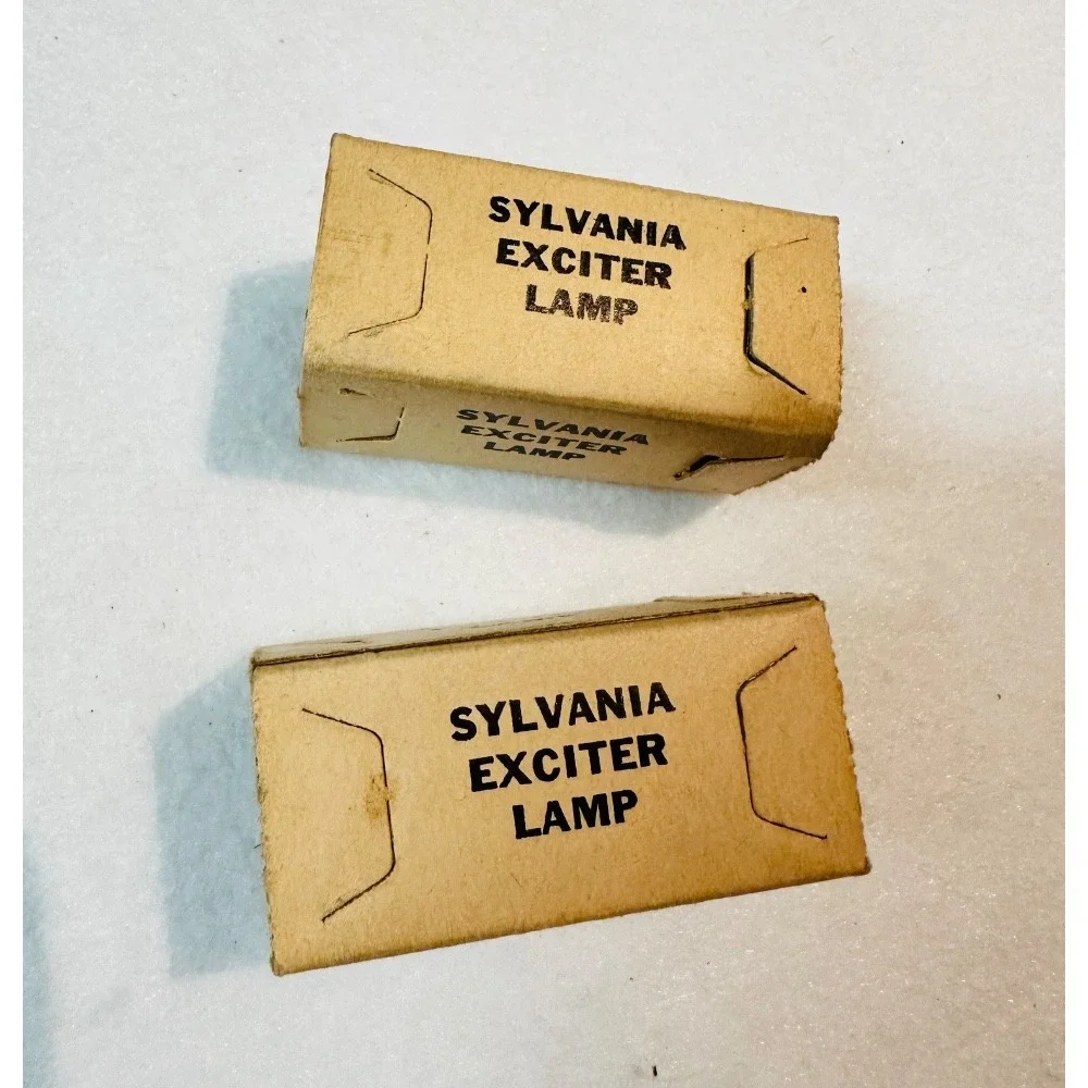 Sylvania Exciter Lamp Vintage 4V 0.17A Light Bulb Radio Ham Amplifier Tube 2 pk‎