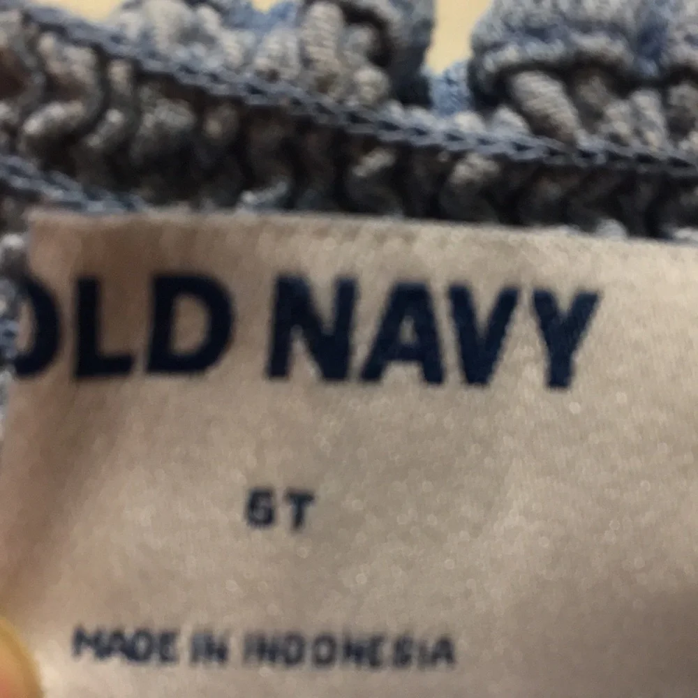 Old Navy questions leave