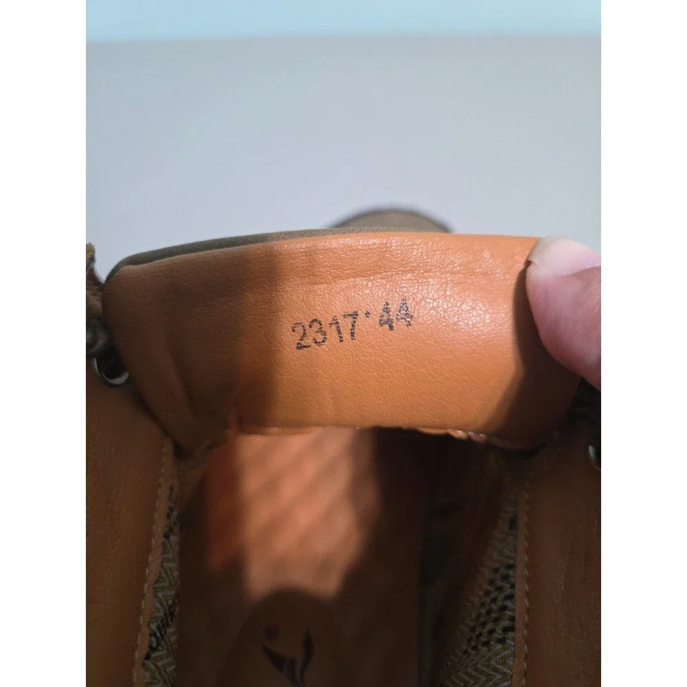 Salkin barefoot handmade