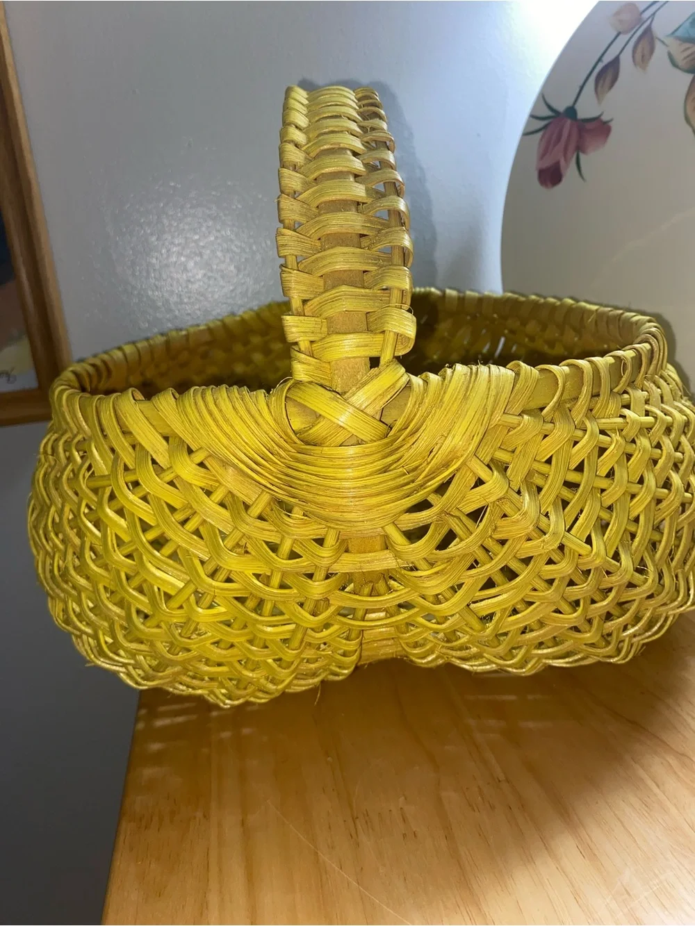 N/A bright yellow