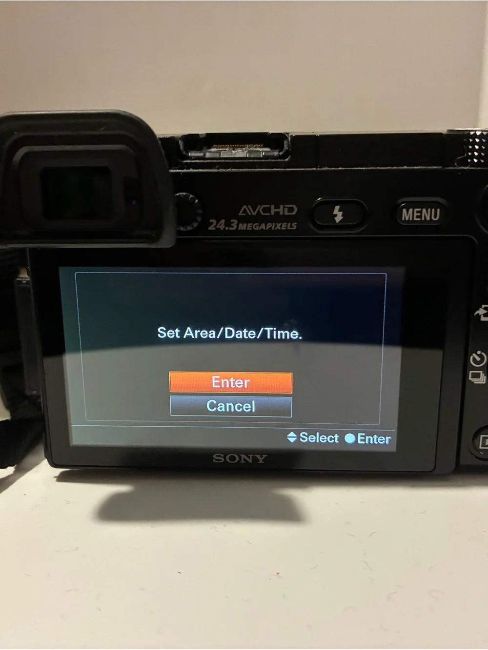 Sony compact mirrorless