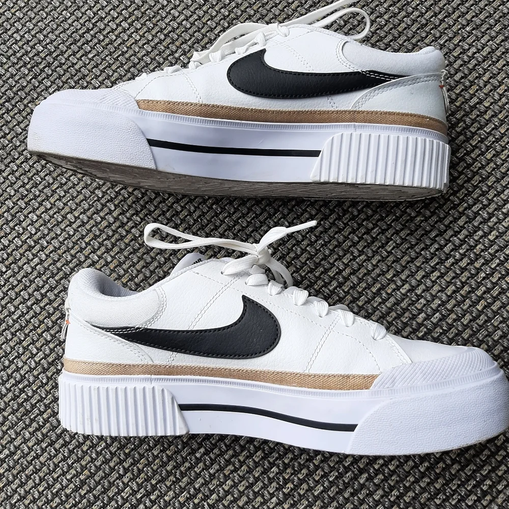 Nike elevate your