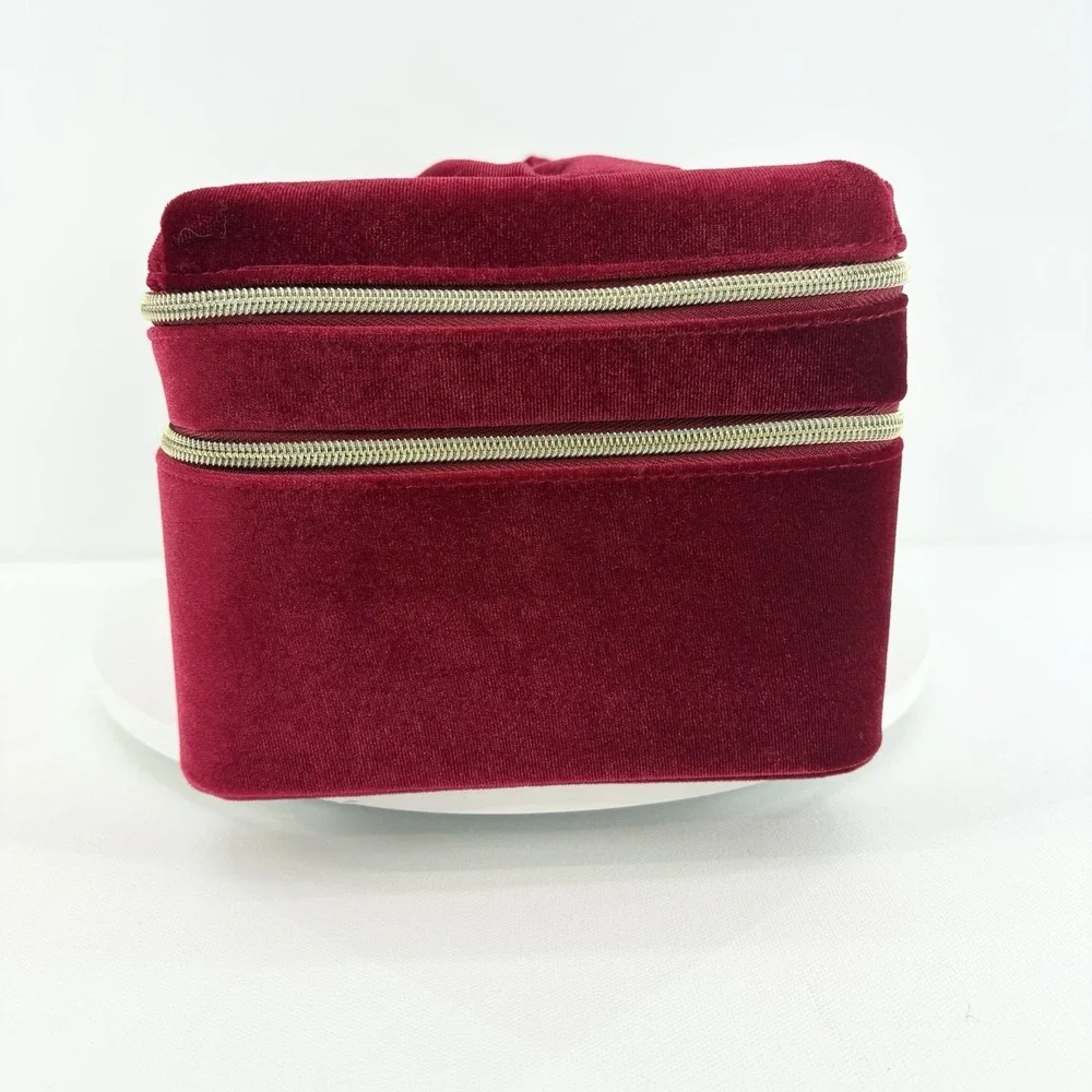 2024 Estee Lauder Red Velvet Limited Ed Holiday Beauty Box CASE ONLY‎ Bow Handle