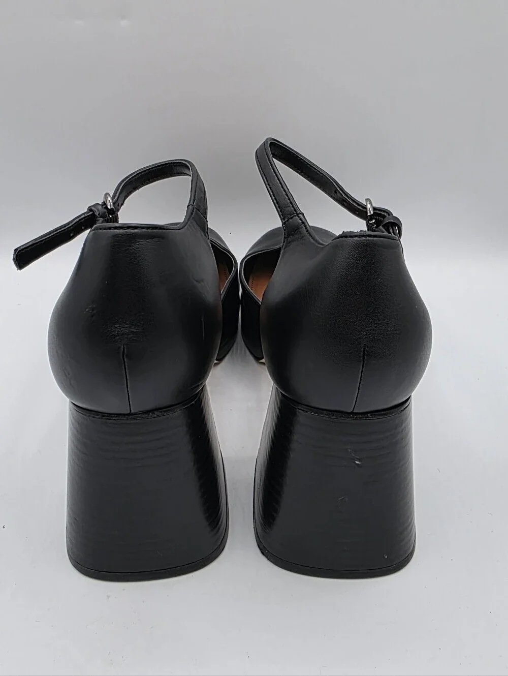 Marc Fisher classic black