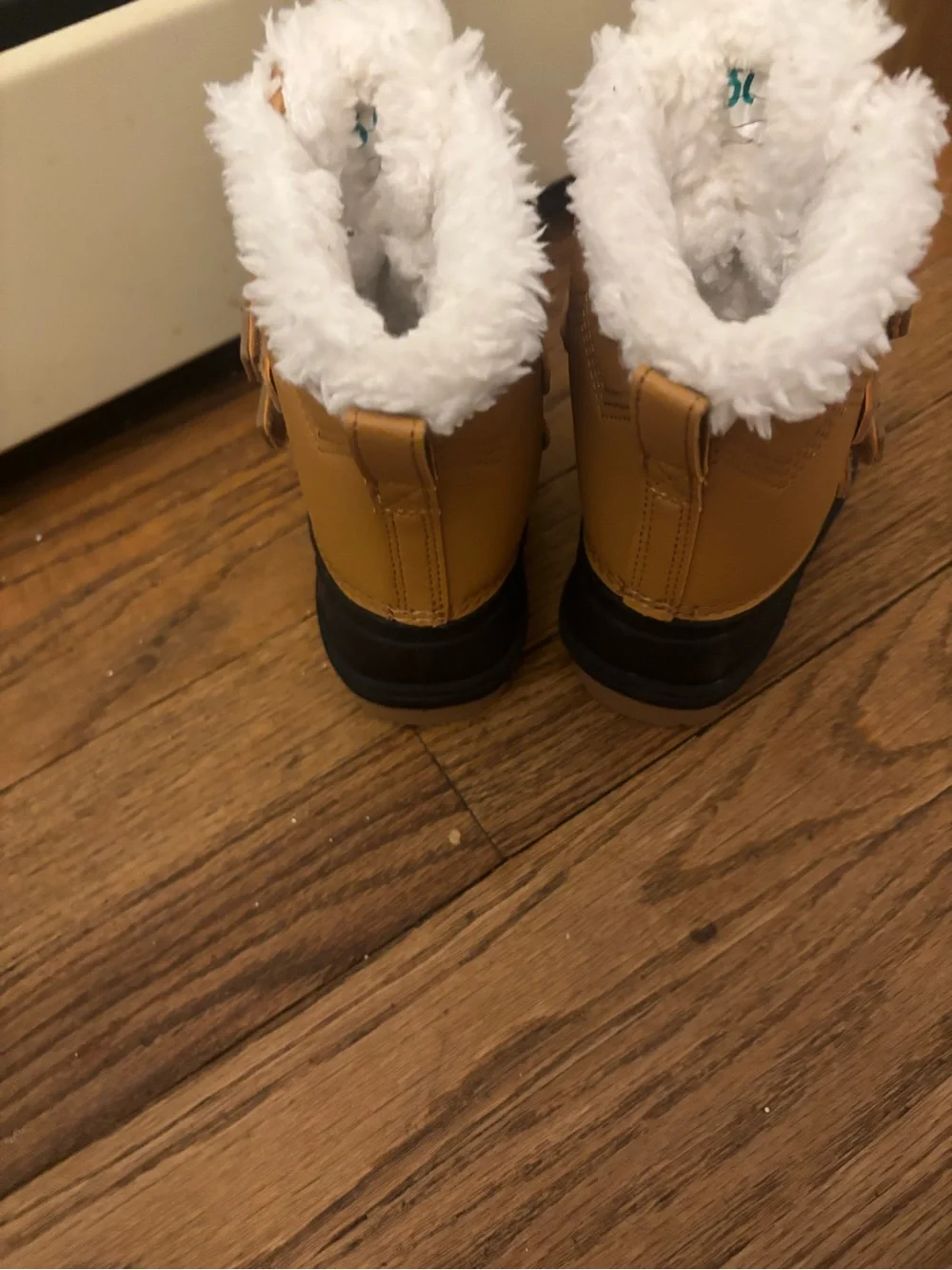 Cat & Jack straps toe cozy