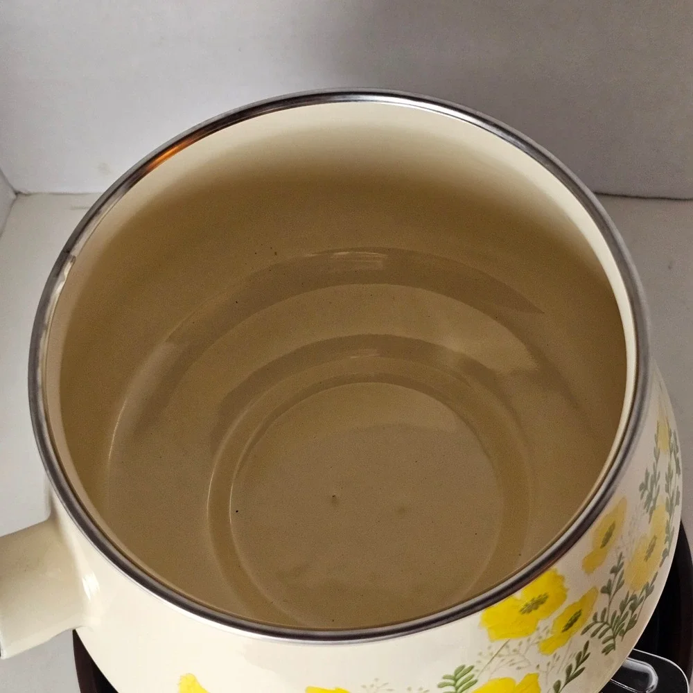 Unbranded vintage enamel