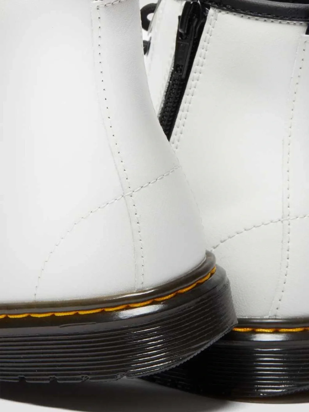 Dr. Martens super cute