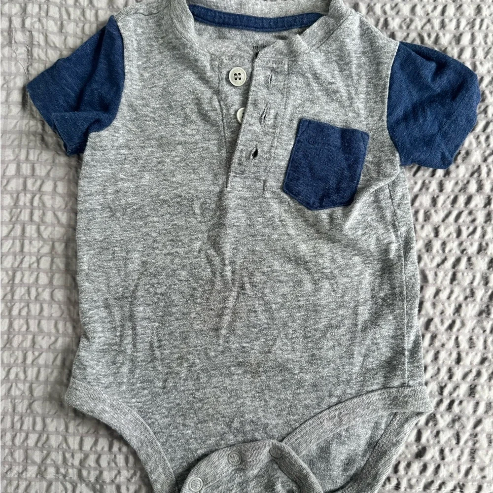 ⚠️OshKosh Baby Onesie⚠️