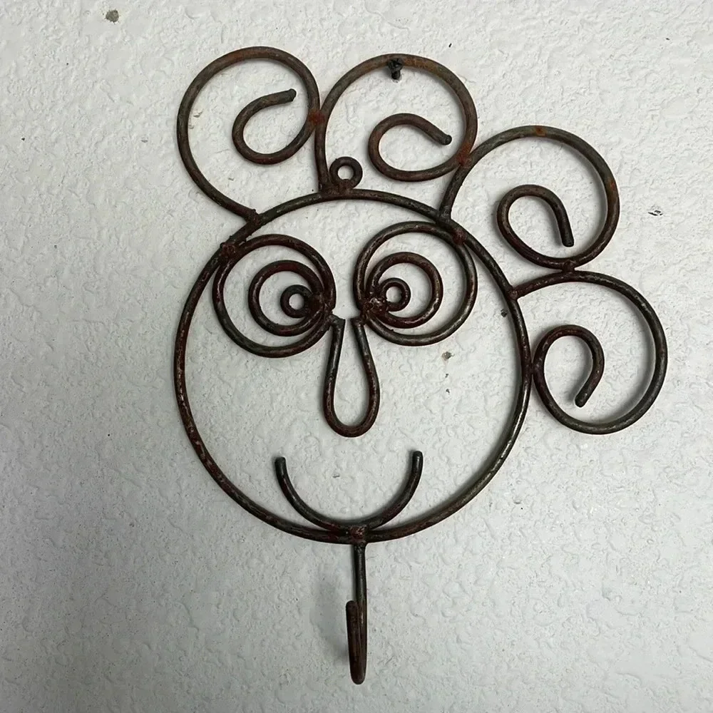 Girl Silloette Rod Iron Hook‎