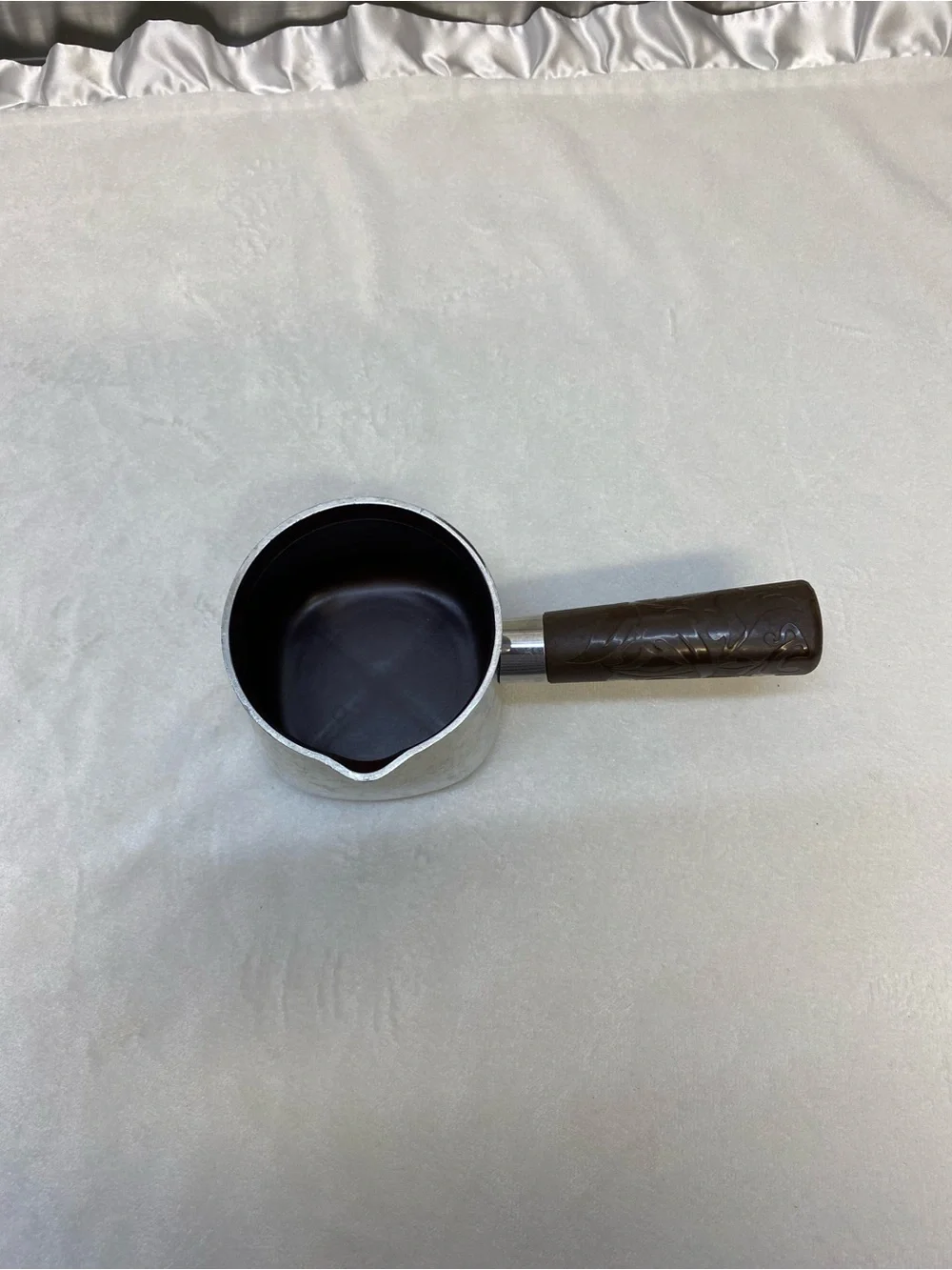 Joie vintage metal butter/ chocolate warmer pot with handle