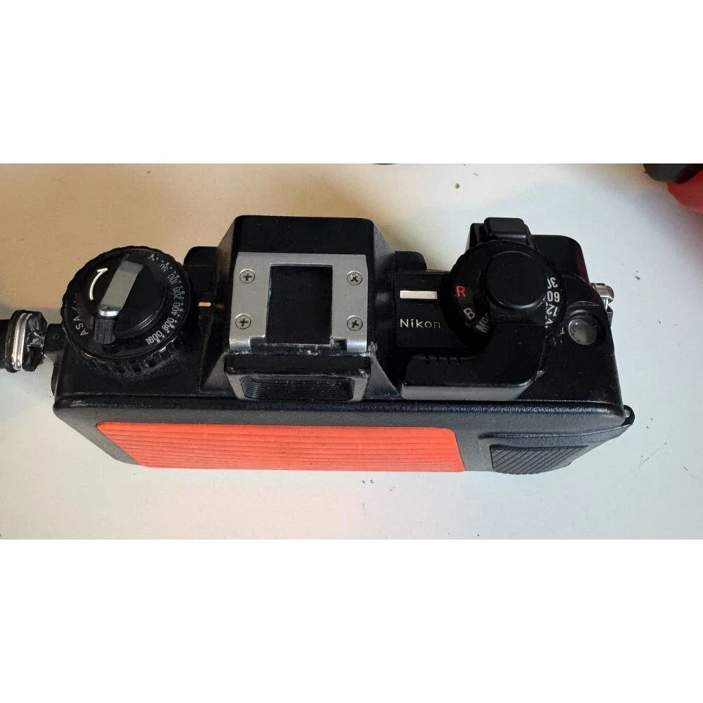 Nikonos this camera