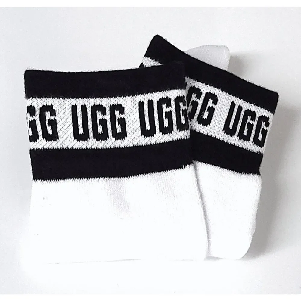 UGG style logo