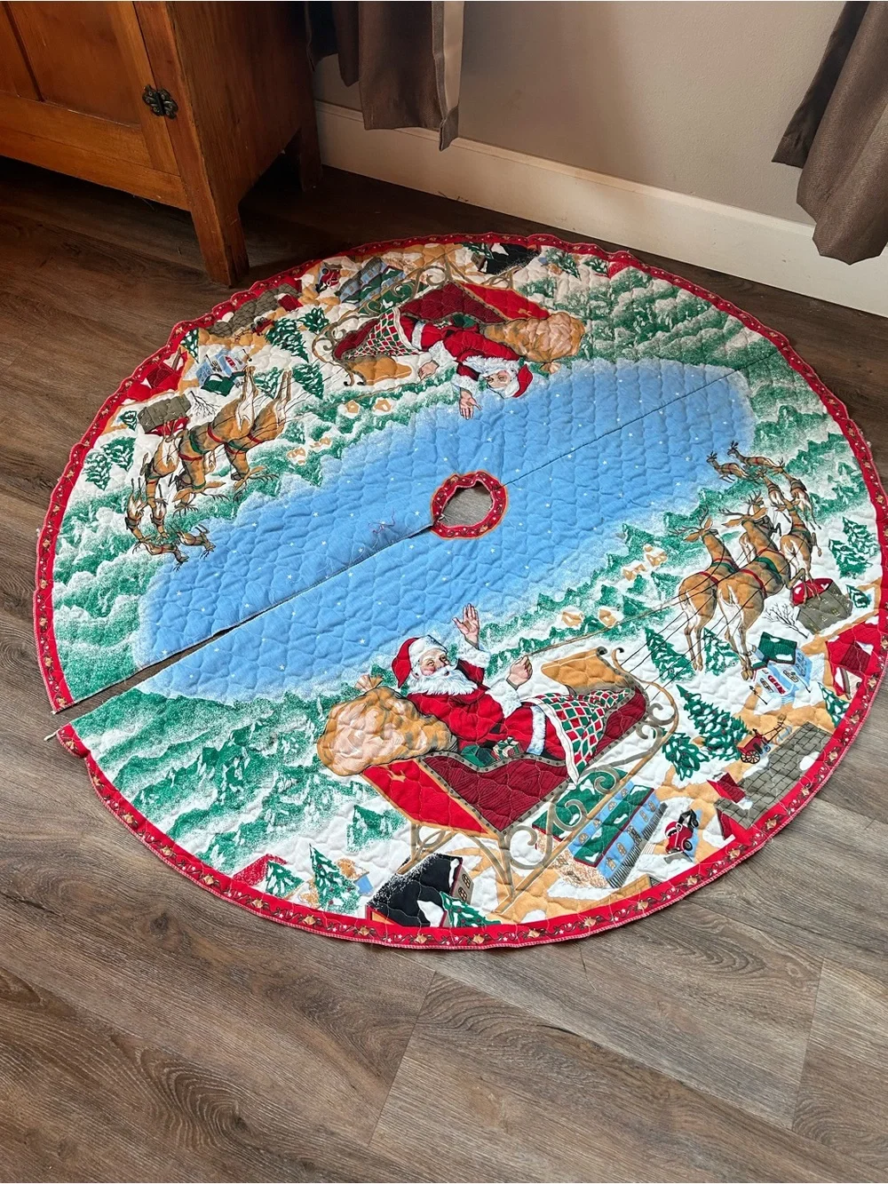 Festive Santa Quilted Tree Skirt - vintage style