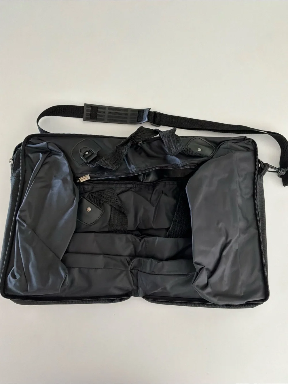 Samsonite compact crossbody