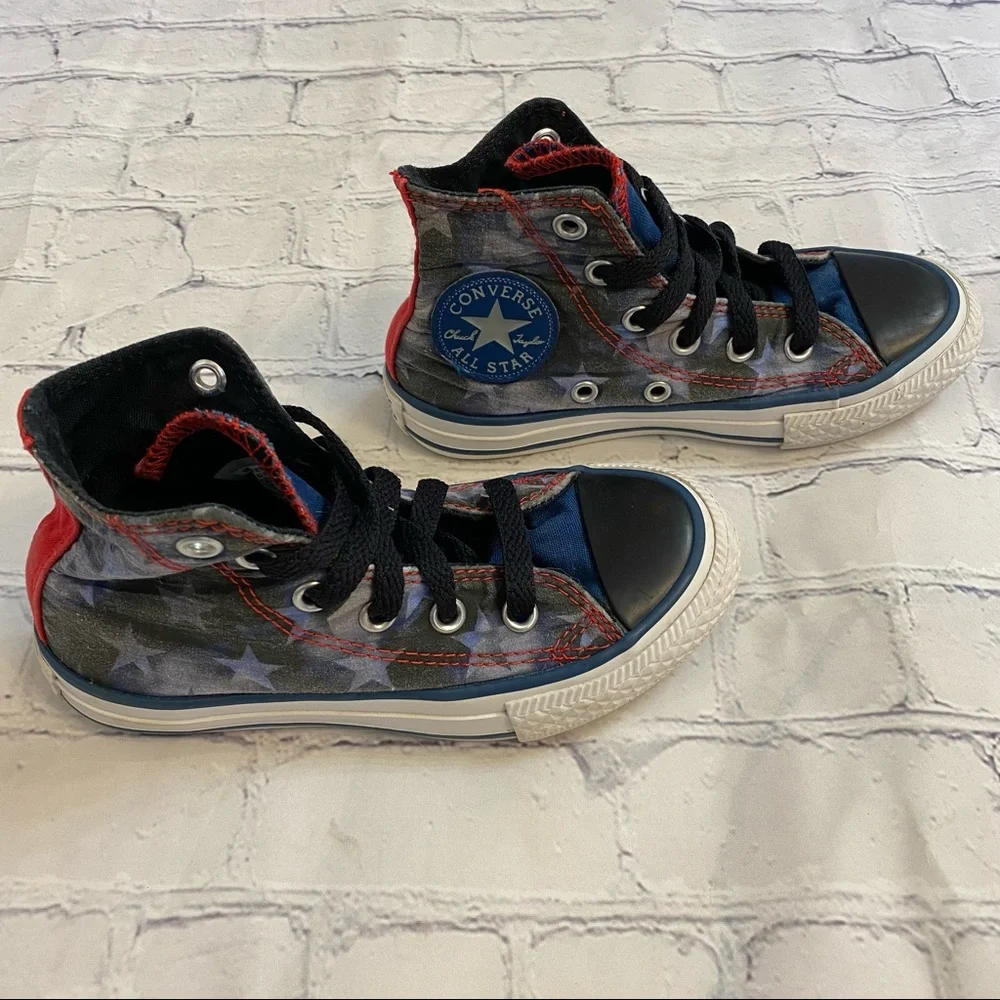 Converse size c11
