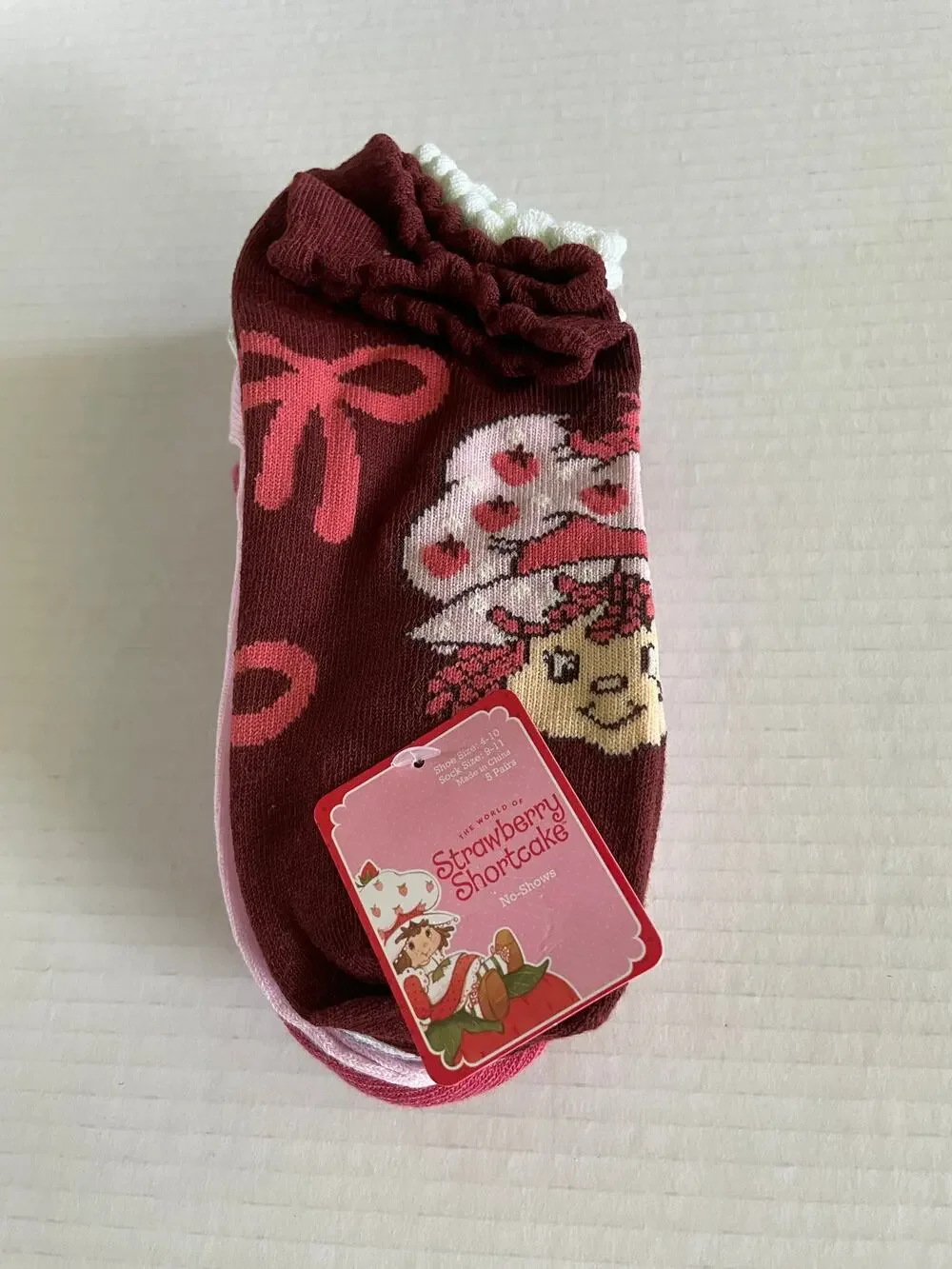 3 PAIR STRAWBERRY SHORTCAKE NO SHOW SOCKS SIZE NEW