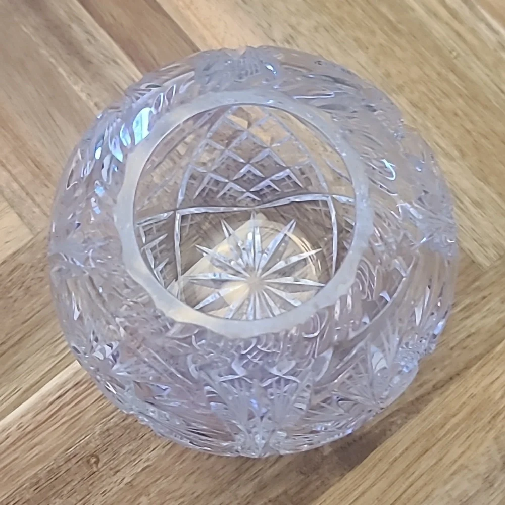 Pinwheel Crystal beautifully crafted