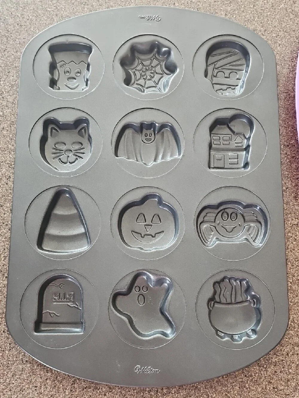 Wilton set silicone