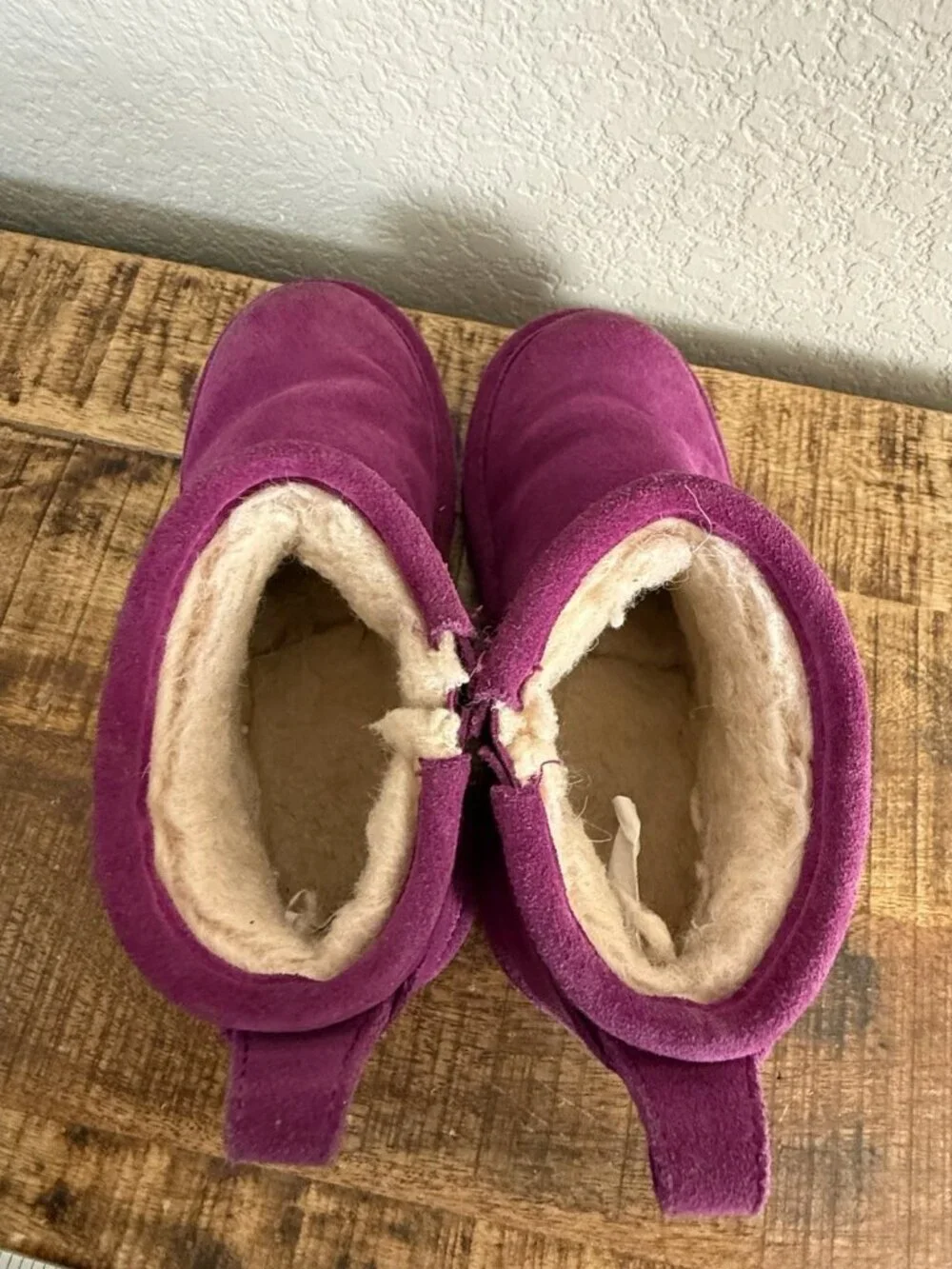 BearPaw shorty youth