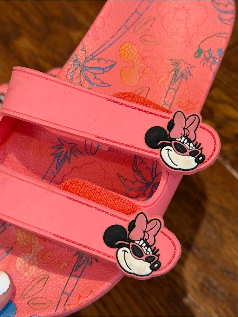 Disney few coral