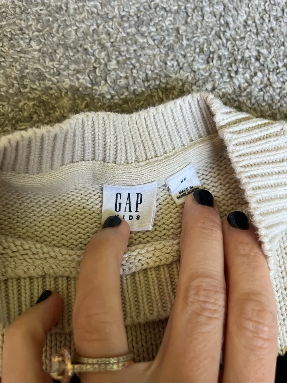 GAP classic crewneck