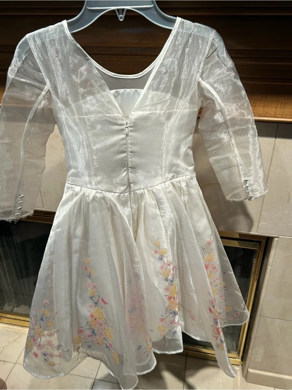 Disney sparkling white