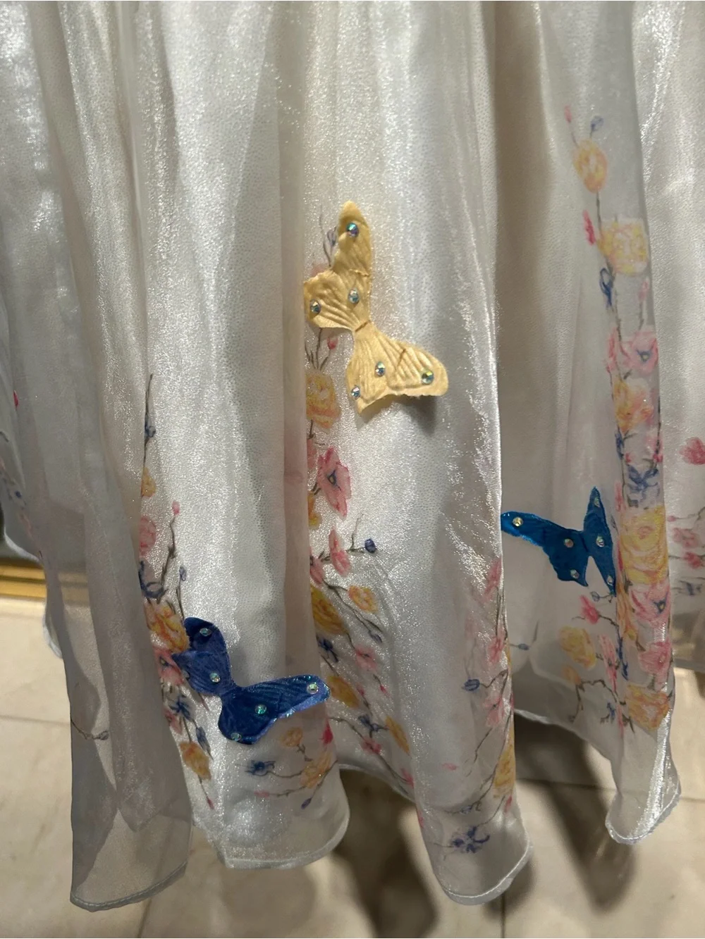 Disney sparkling white
